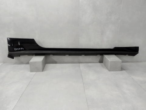 Listwa progowa prawa Ford Mustang VI 6 GT 14-