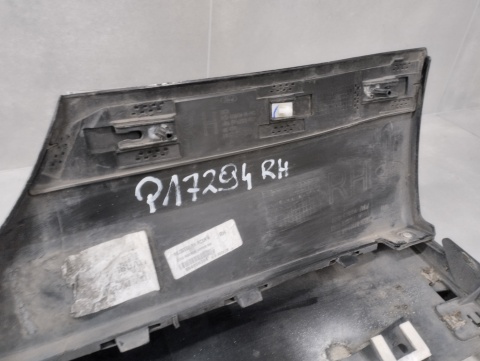 Listwa progowa prawa Ford Mustang VI 6 GT 14-