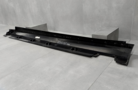 Listwa progowa prawa Mercedes ML 166 10-15 GLE 15-18