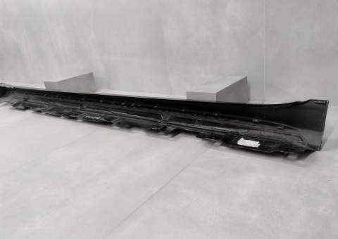Listwa progowa prawa Mercedes S klasa W 223 Long AMG 20-