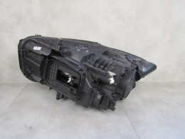 LAMPA PRZÓD MERCEDES B-KLASA W247 FULL LED PERFORMANCE RH 18-22