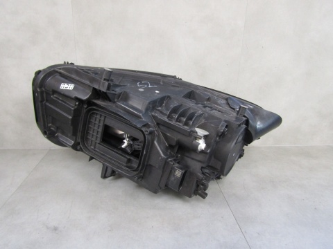 LAMPA PRZÓD MERCEDES B-KLASA W247 FULL LED PERFORMANCE RH 18-22