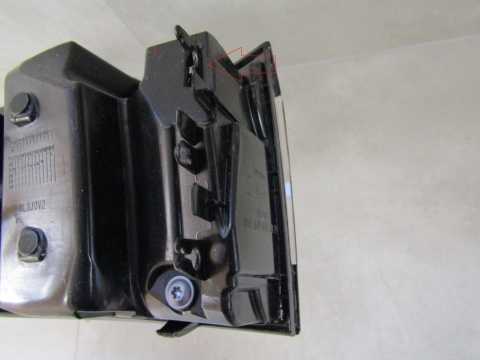 BLENDA LAMPA TYLNA ŚRODKOWA W KLAPĘ Volkswagen PASSAT B9 24- 3J0945303