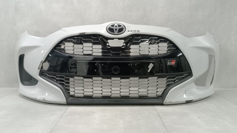 Zderzak przód przedni Toyota Yaris 4 IV GR SPORT 20-23