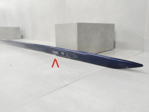 Listwa progowa prawa Audi A4 B9 8W0 S-Line 19 Lift