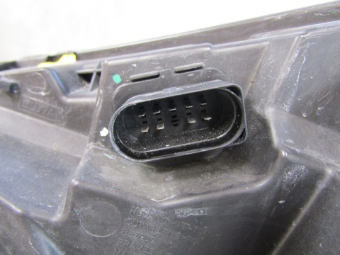 LAMPA PRZÓD FORD TRANSIT CUSTOM ZWYKŁA LIFT 17-23 RH PRAWA JK21-13W029-BH