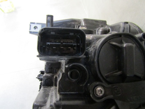 Lampa przód BMW 5 F10 F11 KSENON SKRĘTNY 10-13 RH PRAWA 727190808