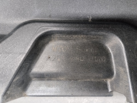 Listwa progowa lewa Mercedes C klasa W205 205 sedan kombi 14-21