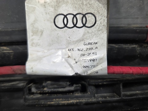 Zderzak tył Audi A6 C8 4K5 Sedan S Line lift 23-25 / (czujnik tylnej pokrywy )