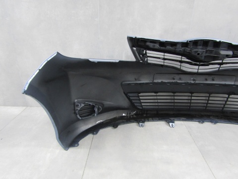 Zderzak przód przedni Toyota Yaris III 3 11-13