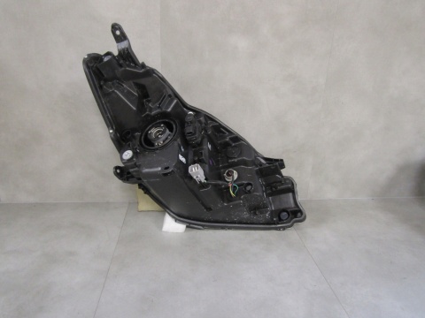 LAMPA PRZÓD TOYOTA YARIS 3 III LIFT ZWYKŁA SOCZEWKA Z LED 14-17 LH LEWA