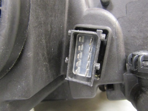 LAMPA PRZÓD OPEL ASTRA K V ZWYKŁA SOCZEWKA 15-19 LH LEWA 39158005