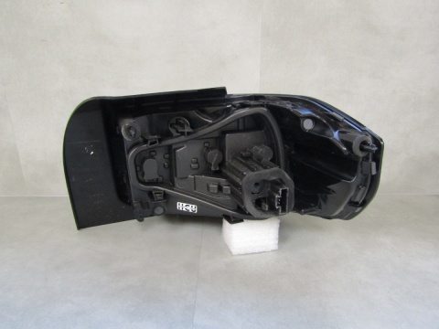 Komplet lamp tylnych lewa prawa Citroen C3 IV ZWYKŁA 24- 9848892180 9845602580