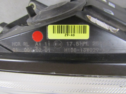 LAMPA PRZÓD FORD FIESTA MK8 VIII ZWYKŁA RH PRAWA 17-21 H1BB13W029-AD