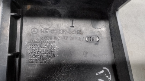 Narożnik listwa lewy tył Mercedes Vito 03-14 A6396940725K2