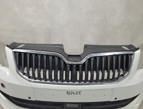 Zderzak przód przedni Skoda Octavia 3 III 5E0 Sport 12-16