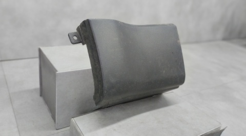 Listwa progowa lewa przód Land Range Rover Sport L320 04-10