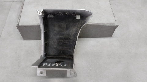 Narożnik listwa prawy tył Mercedes Vito 03-14 A6396940825K2