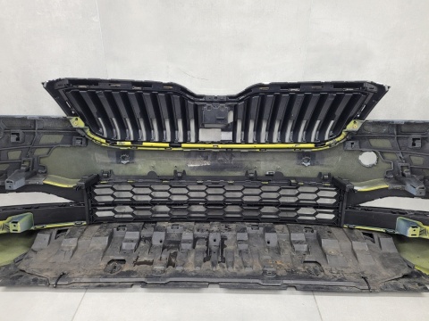 Zderzak przód przedni Skoda Superb 3 III 3V0 Lift 19-24