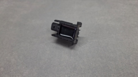 Czujnik uderzenia ochrony pieszych AUDI Q7 Q8 4M0 15-