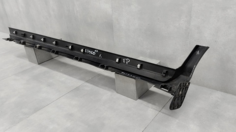 Listwa progowa prawa Ford Kuga MK2 Escape 12-19