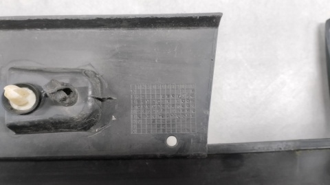 Listwa progowa lewa Ford Connect przód przednia DT11-R10259-A