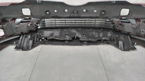 Zderzak przód przedni Toyota Auris 2 II Lift 15-18 / PŁYTA+BLENDA