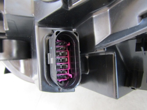 LAMPA PRZÓD AUDI A6 C7 LIFT KSENON NIESKRĘTNY 14-18 RH 4G0941044F
