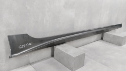 Listwa progowa prawa Audi A5 8W8 S-Line 19 Lift-