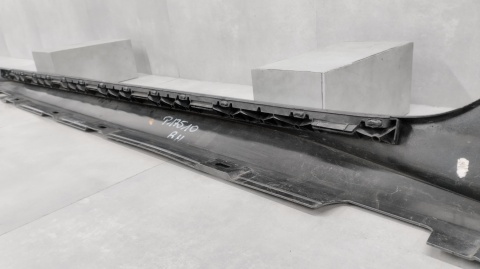 Listwa progowa prawa Audi A5 8W8 S-Line 19 Lift-