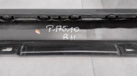 Listwa progowa prawa Audi A5 8W8 S-Line 19 Lift-