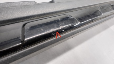 Listwa progowa prawa Mercedes GLA 156 AMG 13-