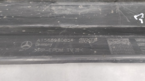 Listwa progowa prawa Mercedes GLA 156 AMG 13-