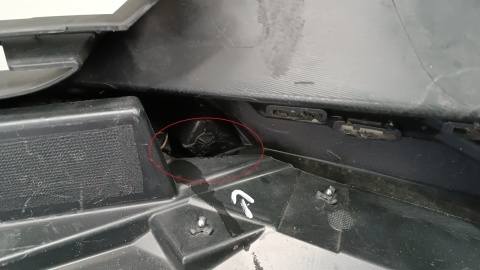 ZDERZAK PRZÓD PRZEDNI RENAULT CAPTUR II LIFT E-TECH SYMBIOZ 24- / + wiązka