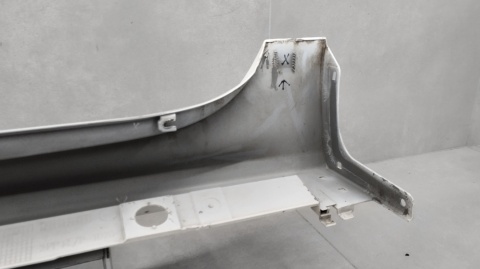 Listwa progowa prawa Toyota Yaris 4 IV 20- Mazda 2 22- Hybrid