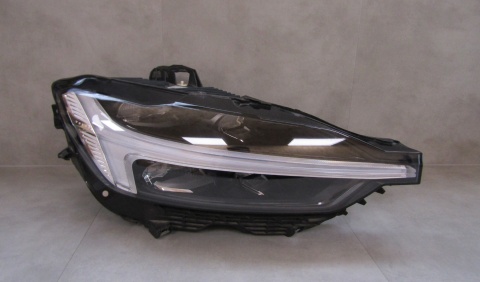 LAMPA PRZÓD VOLVO XC60 FULL LED MID CZARNA 17-24 RH PRAWA 32342517