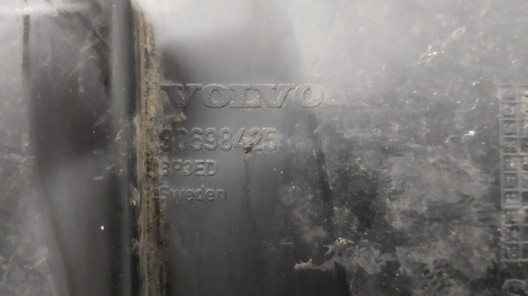 Płyta podłoga osłona pod zderzak VOLVO XC70 III 07- / 30698425