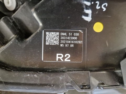 LAMPA PRZÓD MAZDA MX-30 FULL LED PRAWA RH DN4L-51030