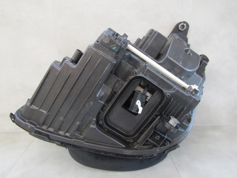 LAMPA PRZÓD MERCEDES E KLASA 213 W213 FULL LED PERFORMANCE RH PRAWA 16-20 A213906404KZ