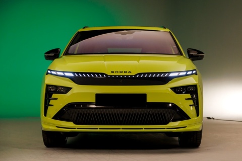 Kratka zaślepka zderzaka prawa przód Skoda Enyaq Coupe RS 5LG Lift 25-