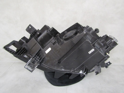 LAMPA PRZÓD VW ID.4 ID4 ID.5 ID5 FULL LED IQ LIGHT 20- RH 11B941036K