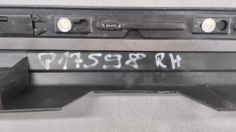 Listwa progowa prawa Land Rover Discovery Sport 14-