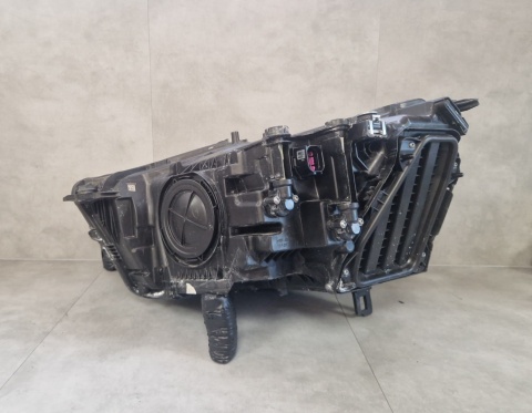 LAMPA PRZÓD AUDI Q3 83A FULL LED PRAWA RH 18- 83A941034