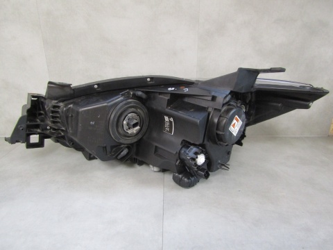 LAMPA PRZÓD MAZDA CX5 I KSENON SKRĘTNY 12-14 KR8251030A