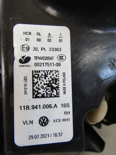 LAMPA PRZÓD VOLKSWAGEN ID.4 ID4 ID.5 ID5 LED 20- PRAWA RH 11B941006A