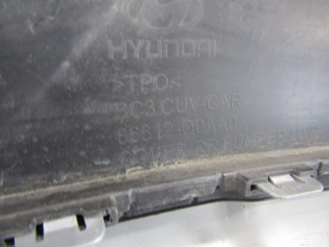 Zderzak tył tylny Hyundai Bayon 21-23