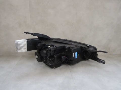 LAMPA PRZÓD MG ZS LIFT FULL LED 19- LH LEWA A00005L0200