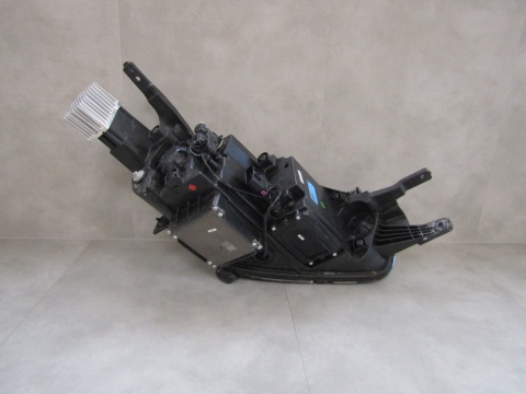 LAMPA PRZÓD MG ZS LIFT FULL LED 19- LH LEWA A00005L0200