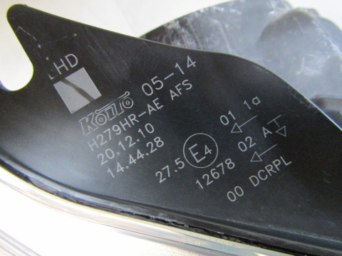 LAMPA PRZÓD TOYOTA AVENSIS T27 RH PRAWA KSENON SKRĘTNY H279HR-AE 09-11