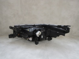 LAMPA PRZÓD TOYOTA HILUX VIII 8 LIFT FULL LED 20- RH PRAWA